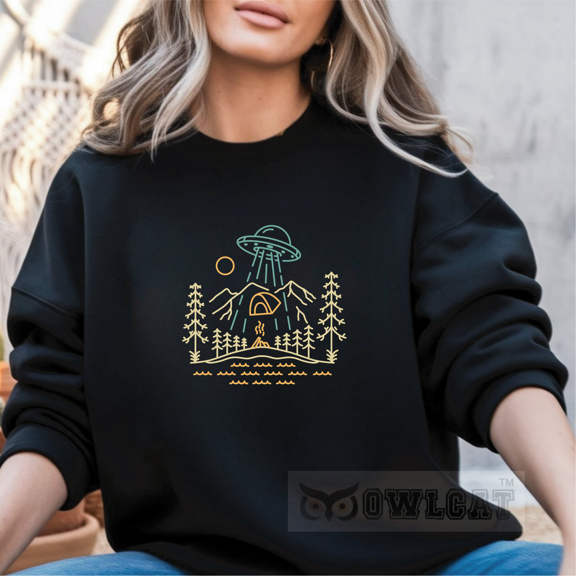 Unisex Crew-neck Sweatshirt vintage (Made in US)